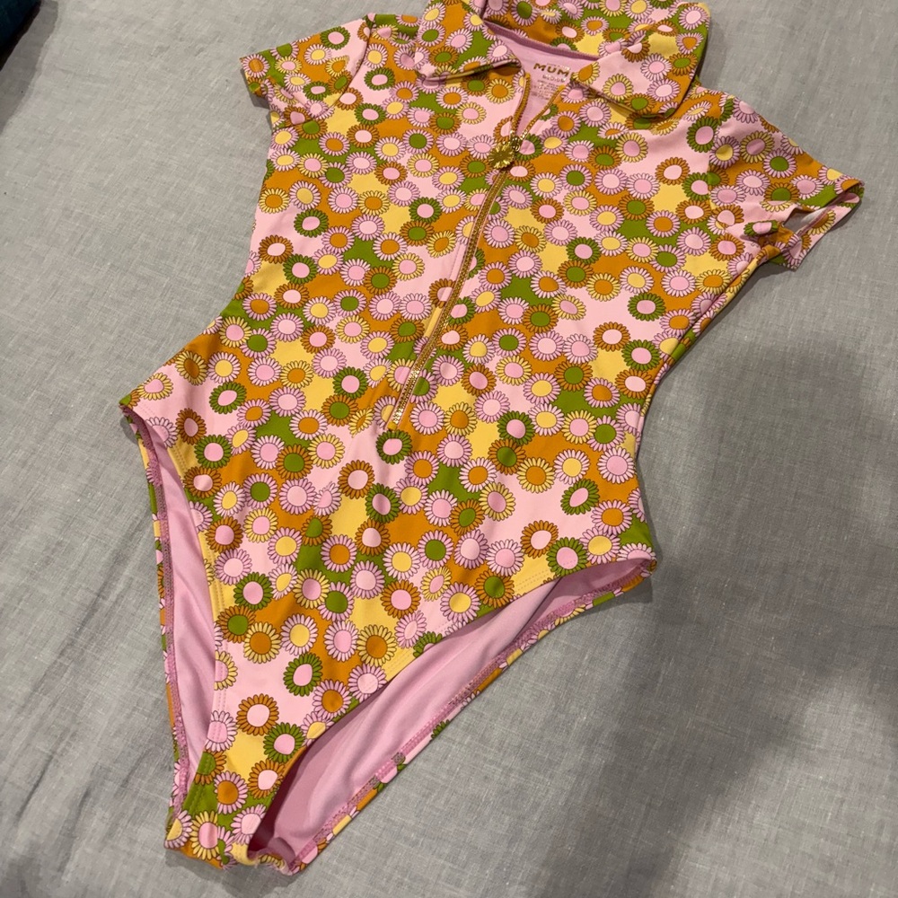 Show me your Mumu - golden hour suit